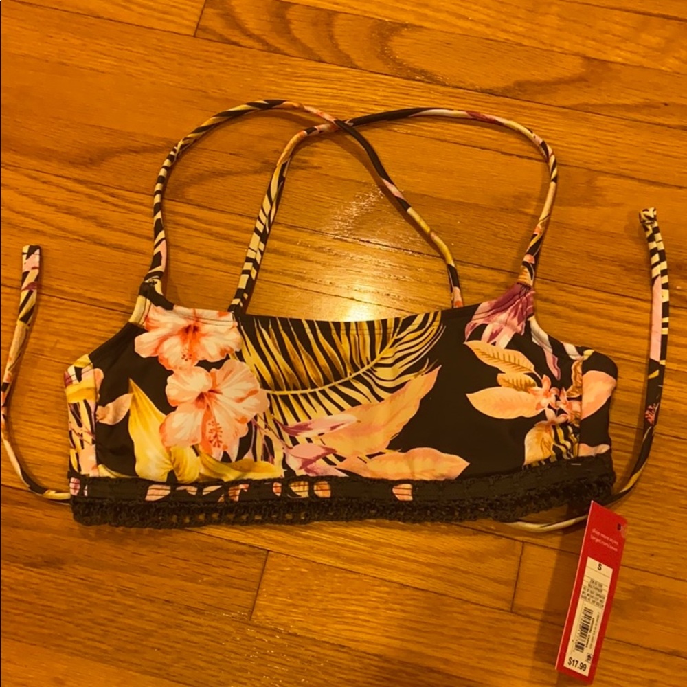 NWT xhilaration bikini top